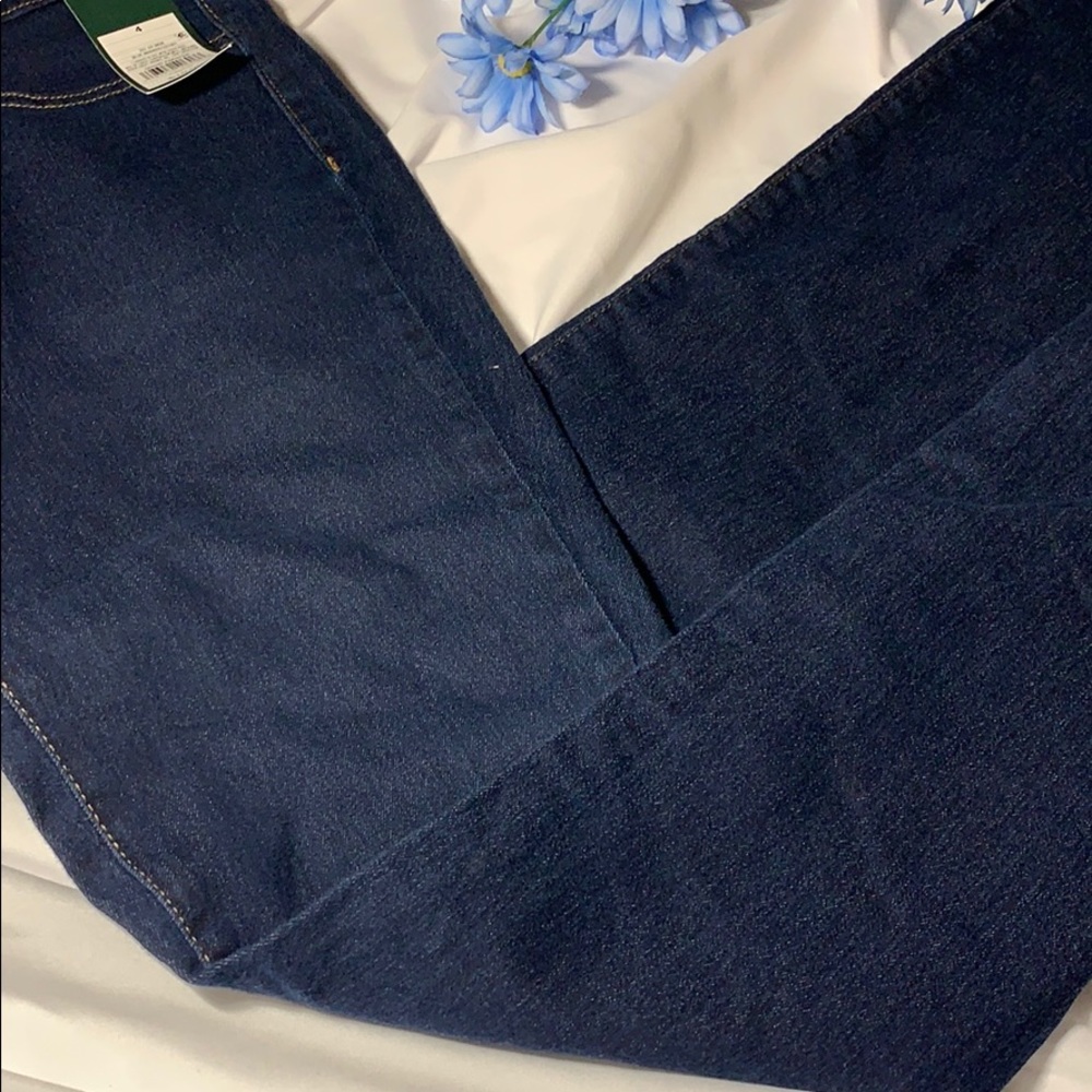 Jeans - Picture 3 of 4